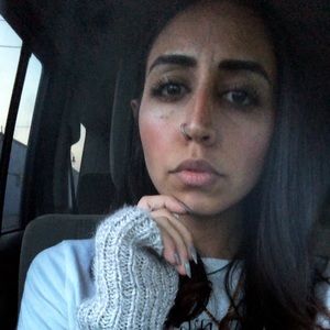 Meet your Posher, Fatima